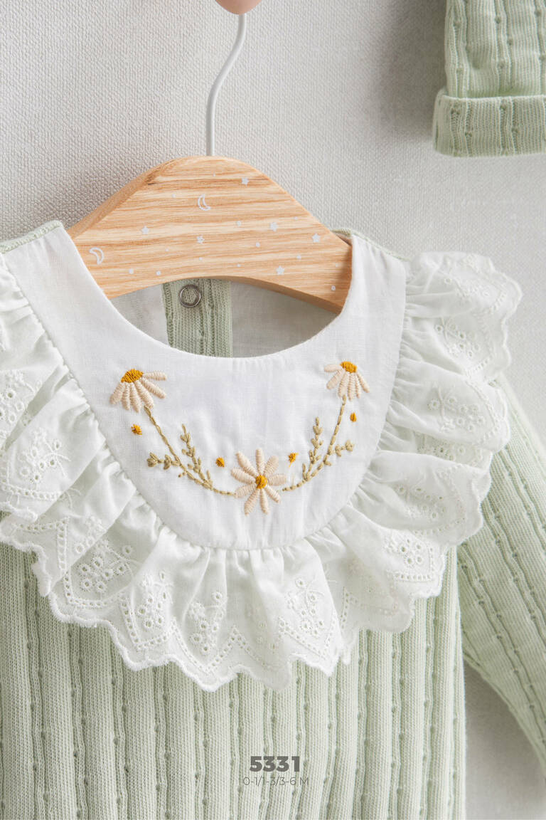 Vintage Style Kız Bebek Tulum ve Şapka Seti - Ekru