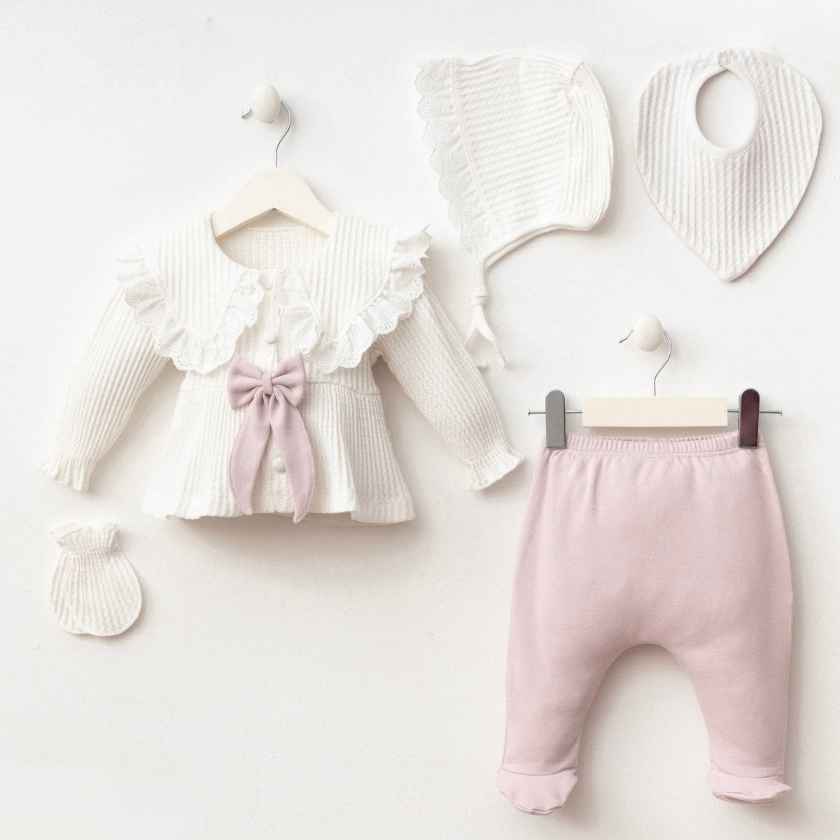 Mary 5'li Kız Bebek Hastane Çıkış Seti