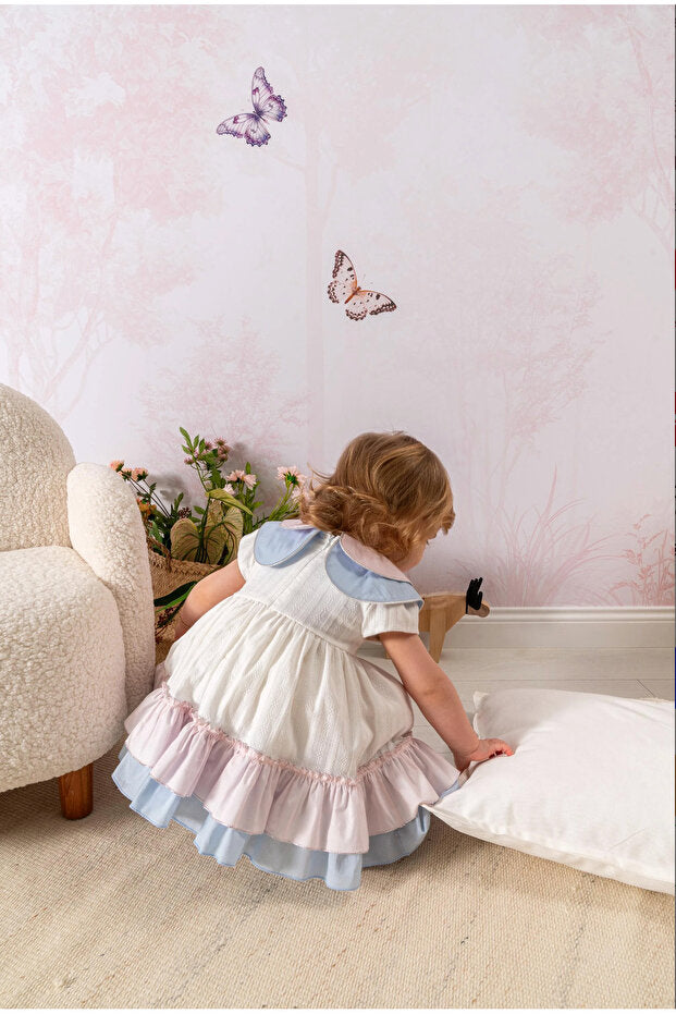 Çift Yakalı Lale Detaylı Fırfırlı Tokalı Kız Bebek Elbise