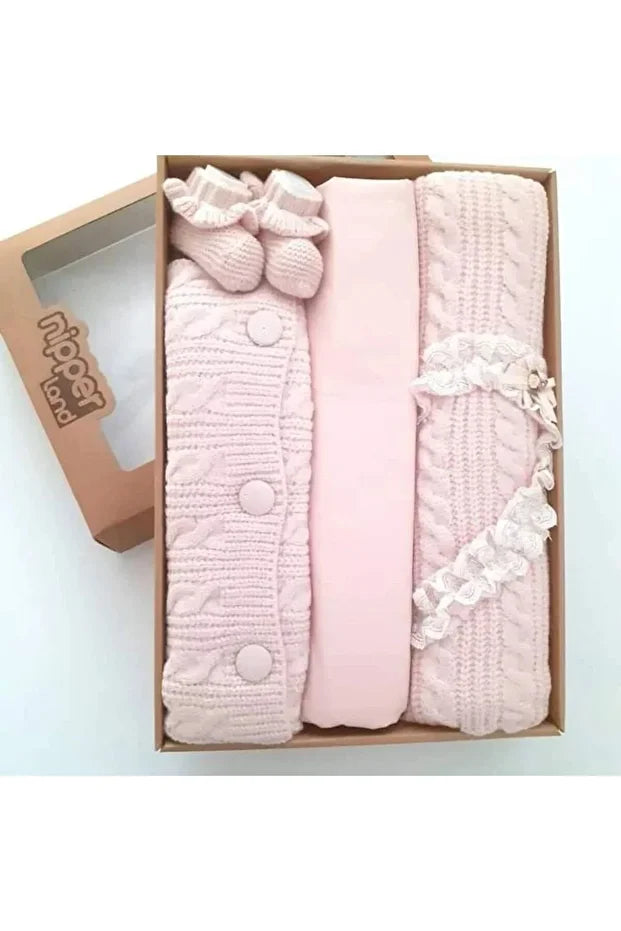 Love Kız Bebek Premium Triko Nevresim Takımı - Kutulu set