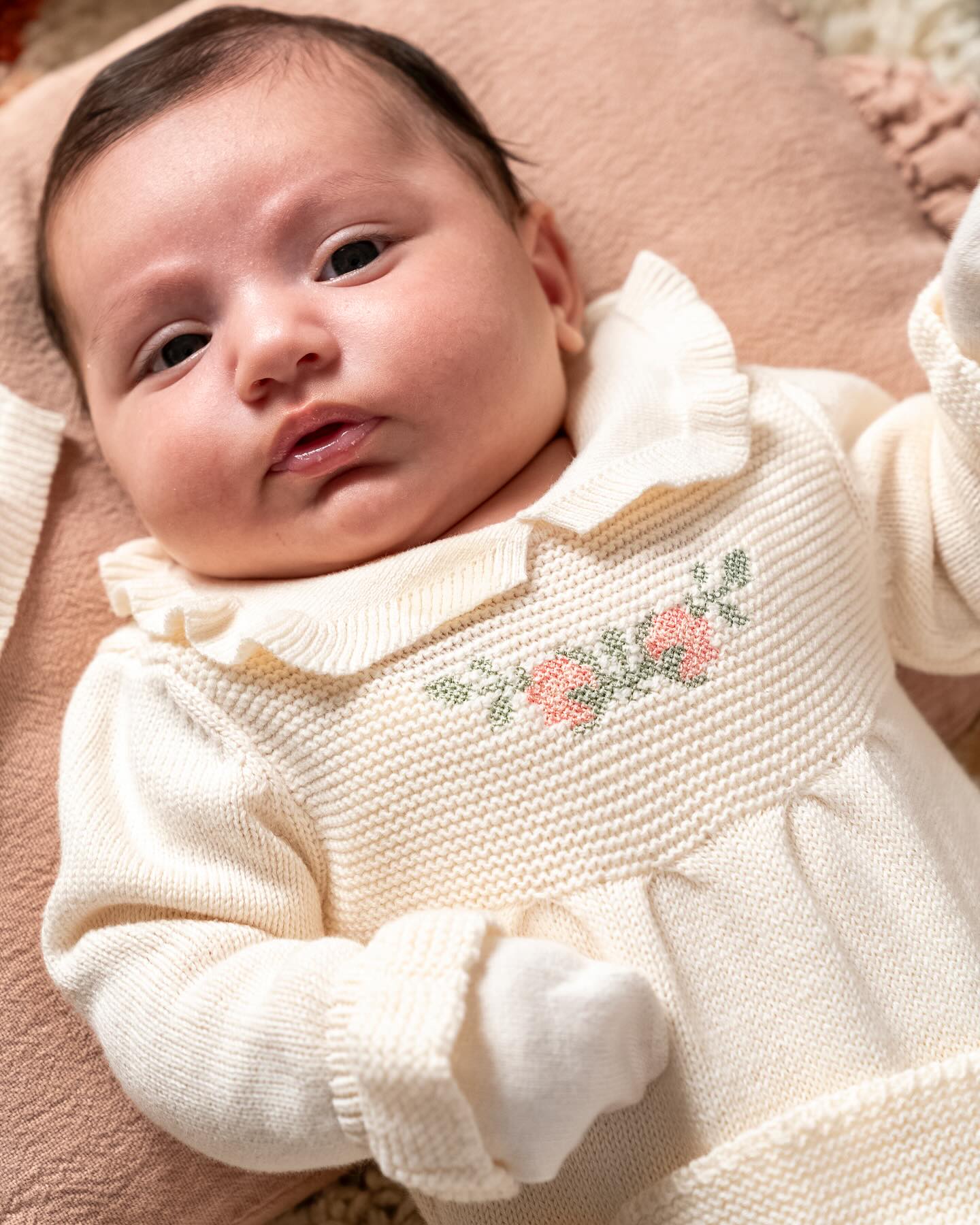 Çiçek Kanaviçe Kız Bebek Triko Hastane Çıkışı Beşli Set