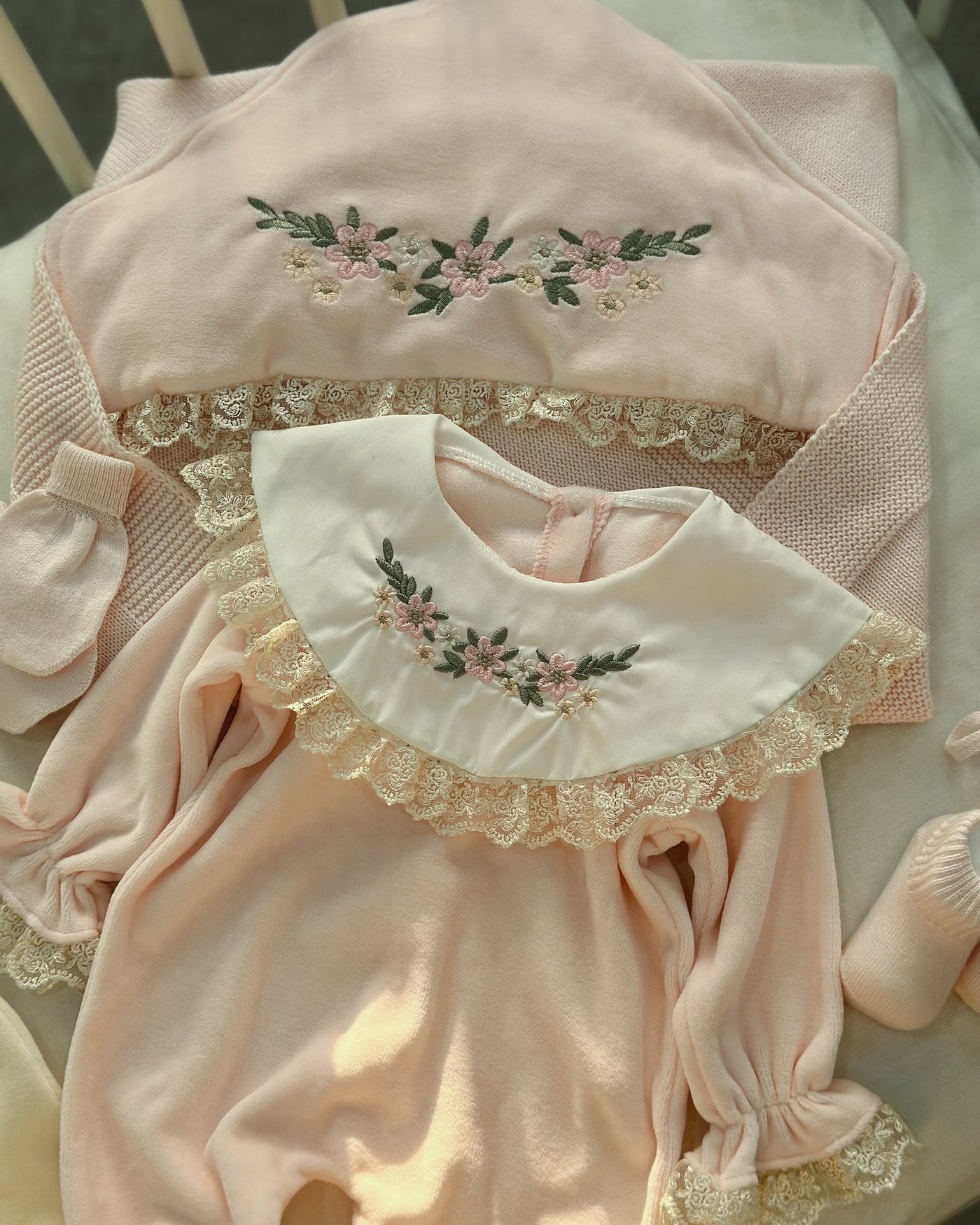 Flower Love Çiçek Nakışlı Kız Bebek Hastane Çıkışı Beşli Set - Pembe