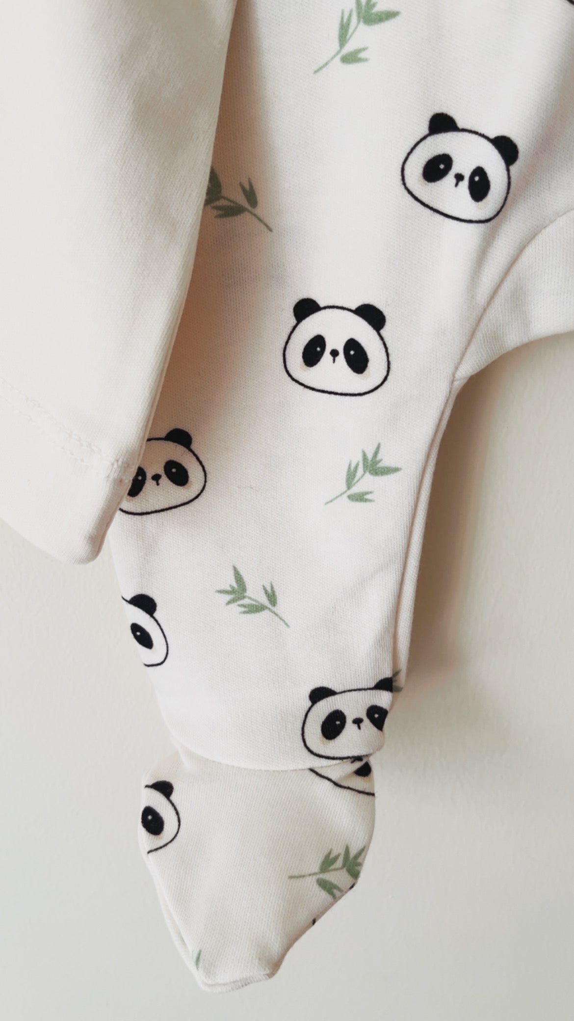Tiny Panda Erkek Bebek Şapkalı Tulum