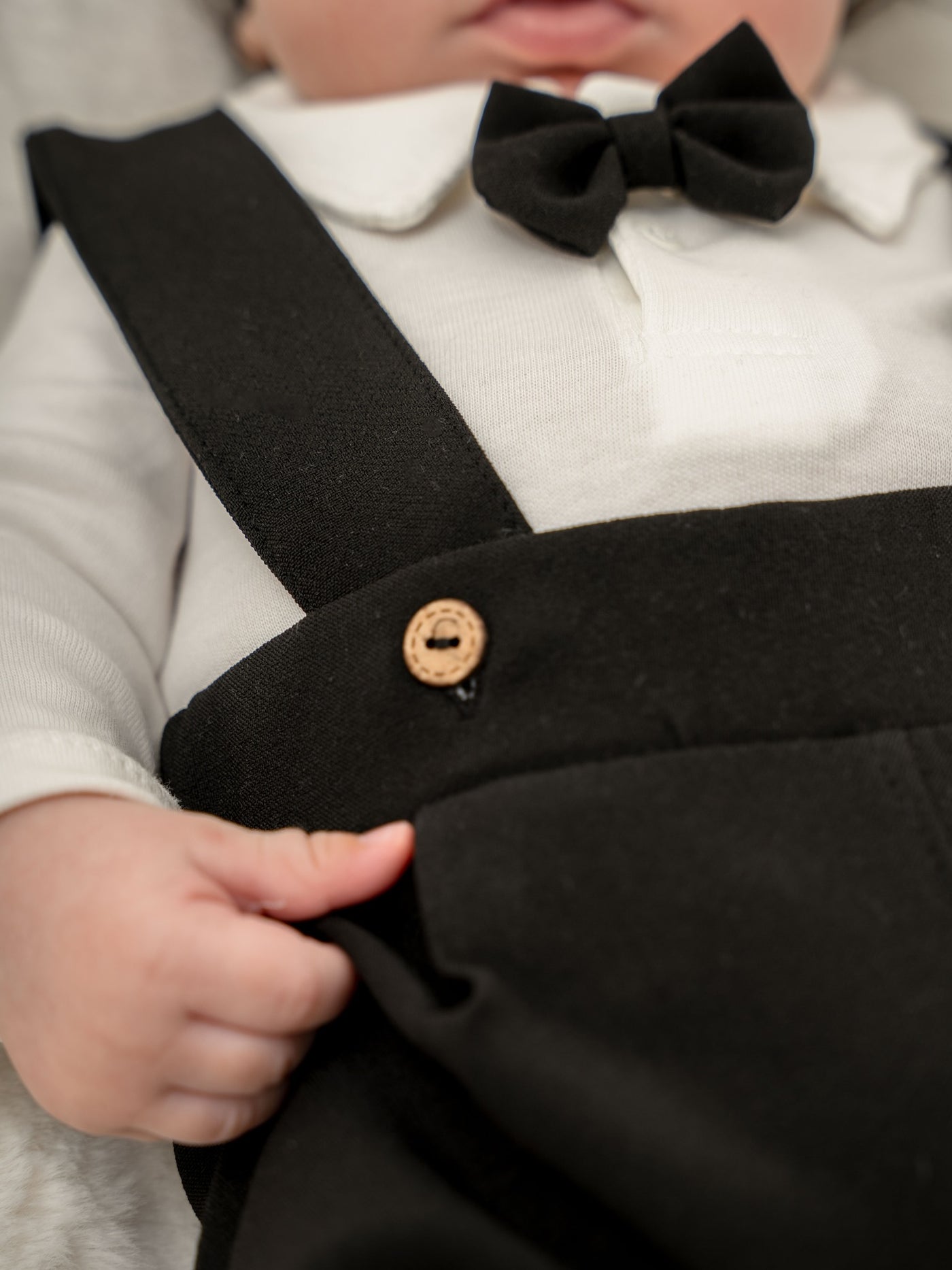 Chic Kürklü Papyonlu Erkek Bebek 3'lü Salopet Takım