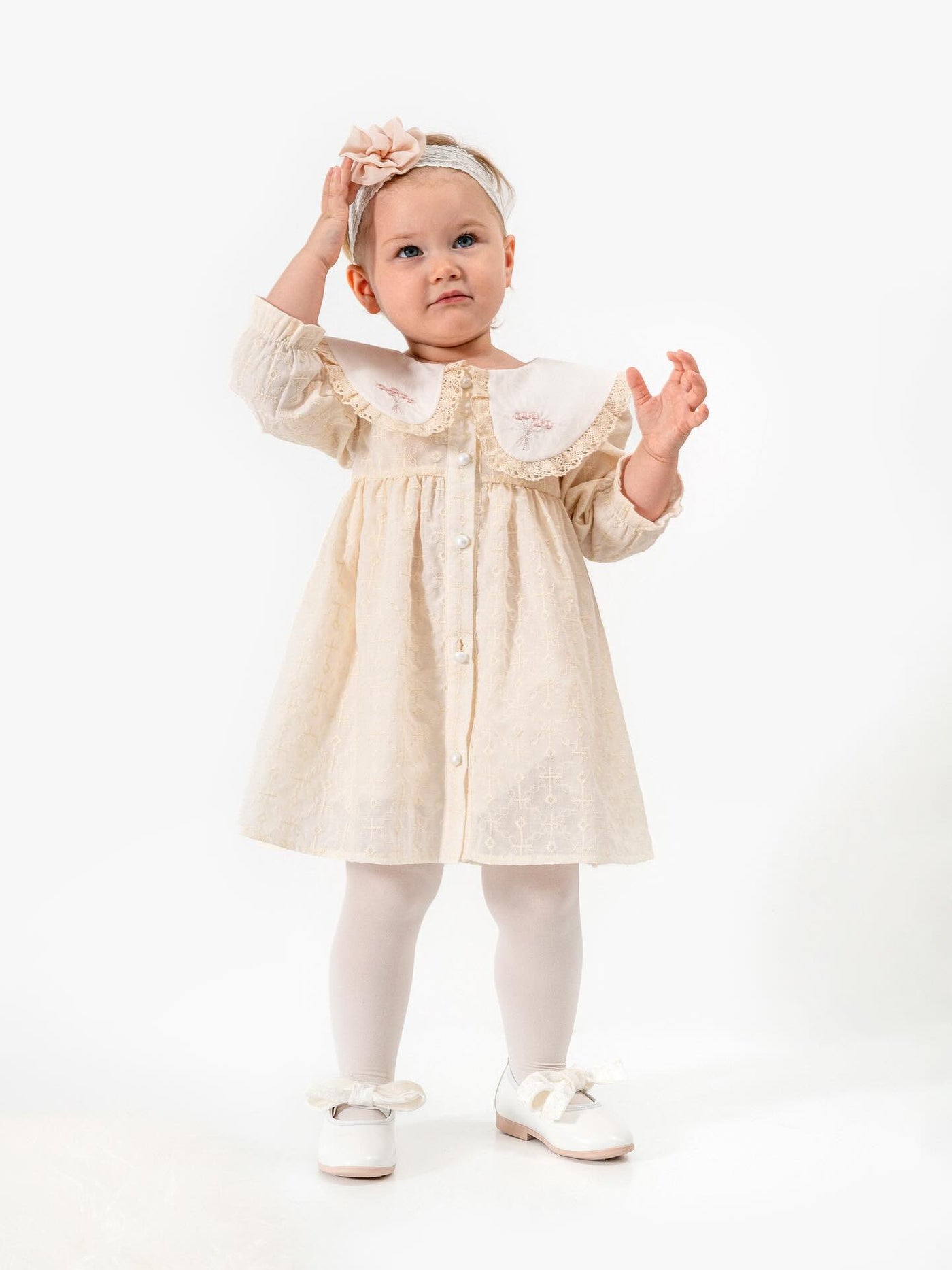 kız bebek krem elbise