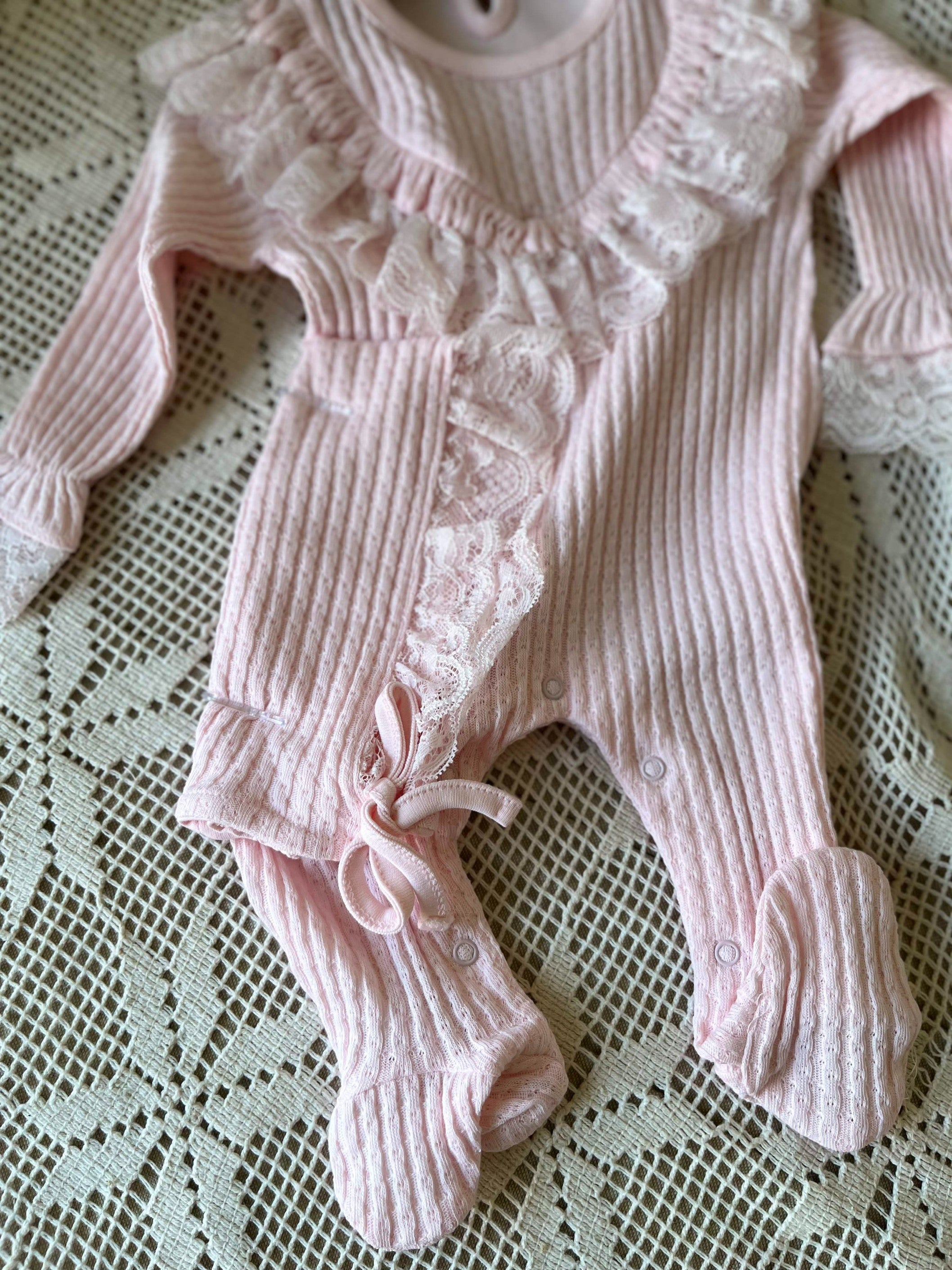 Fistolu Jakarlı Kız Bebek Tulum, Şapka Seti, Pembe