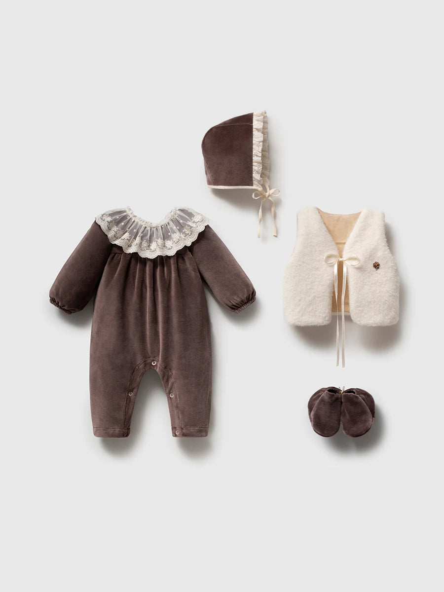 Kız Bebek Kadife Tulum Peluş Yelek Kutulu Hediyelik 4'lü Set